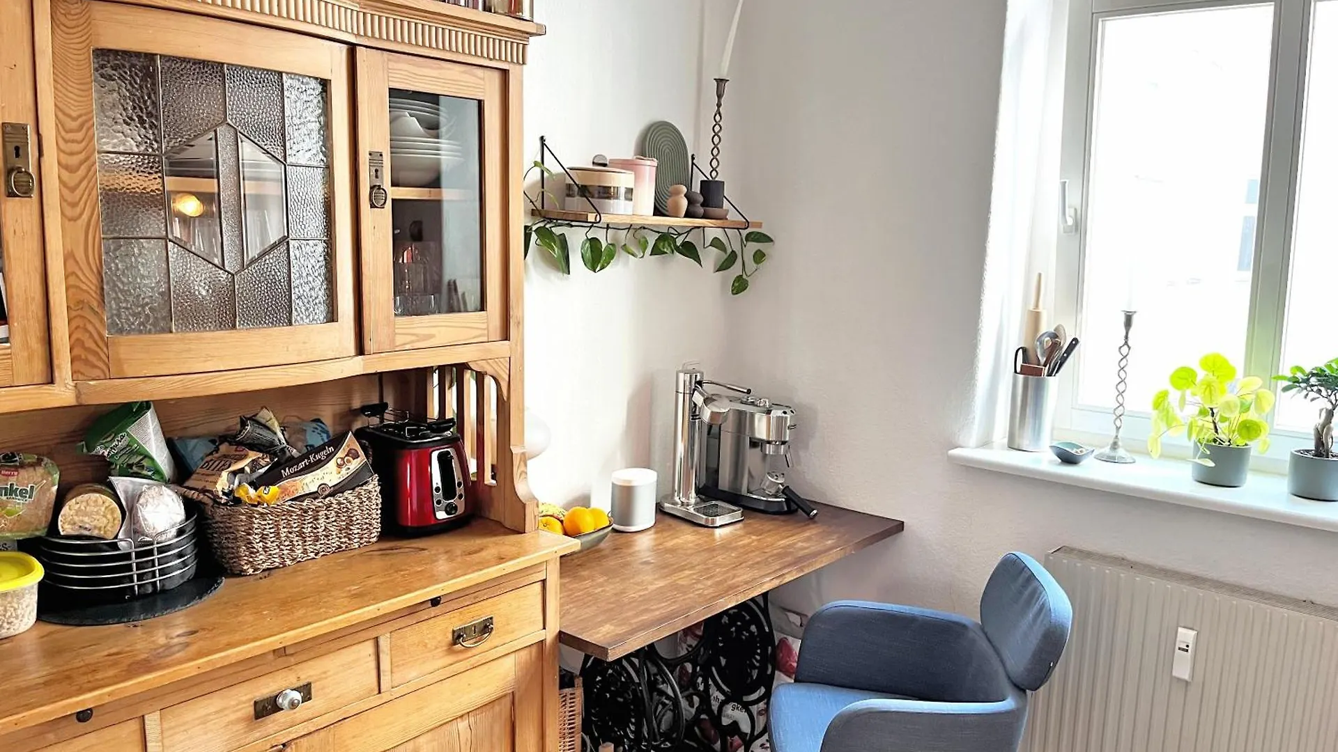 Nice & Charmy Apartment In Old Building برلين