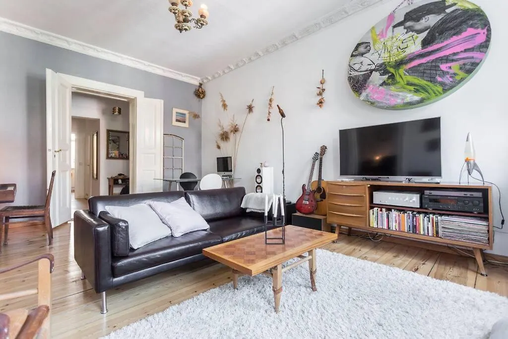 Nice & Charmy Apartment In Old Building Βερολίνο 0*,  Γερμανία