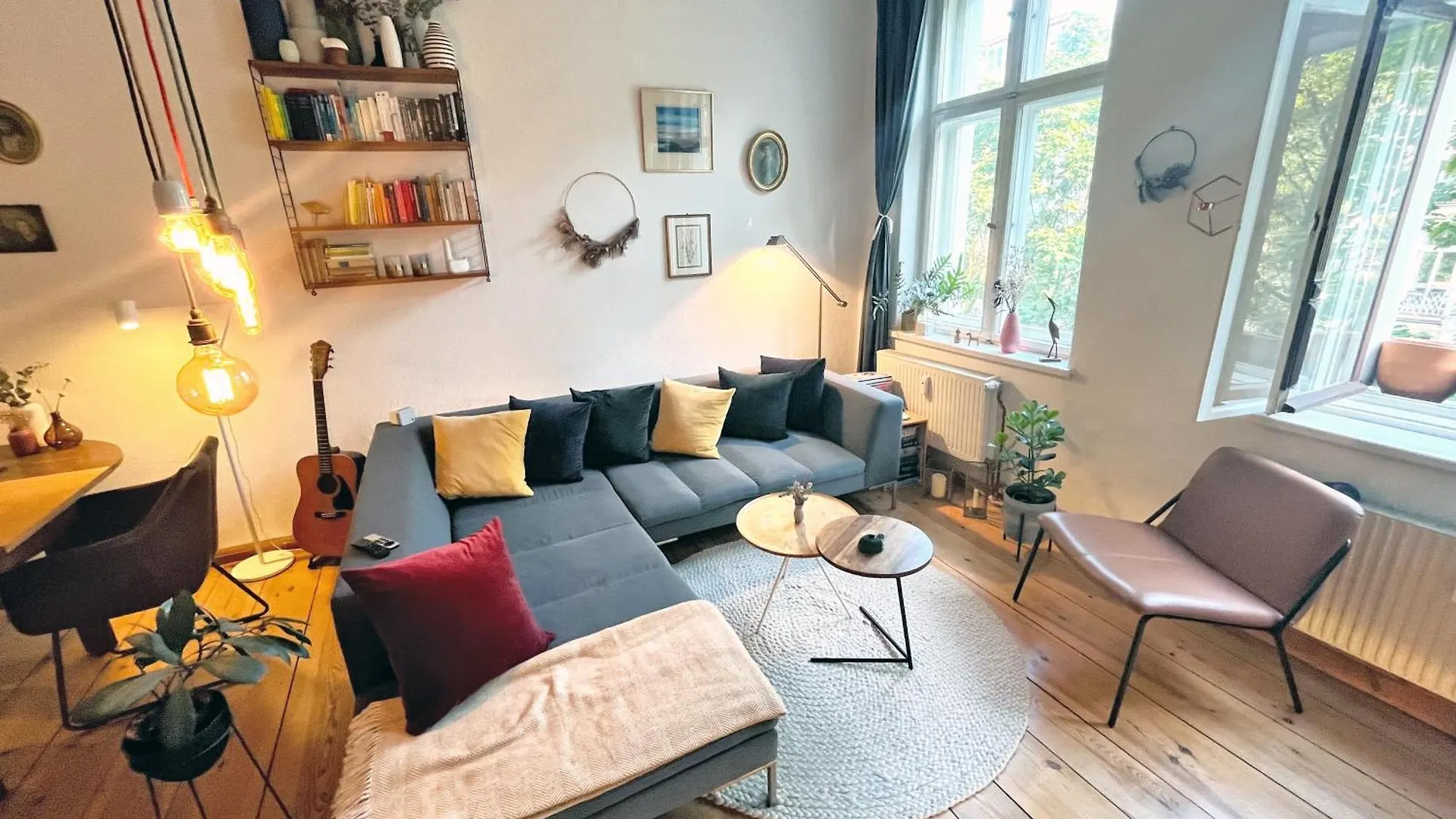 Nice & Charmy Apartment In Old Building Βερολίνο